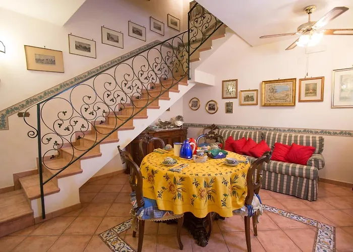 Bed and Breakfast La Via Dei Presepi Neapel